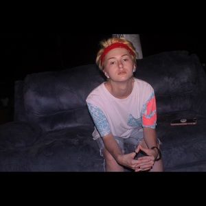 Meet your Posher, Hazel